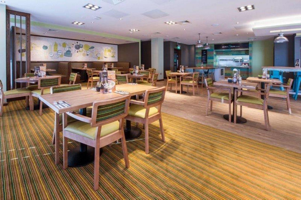 Premier Inn Worthing Seafront 외부 사진