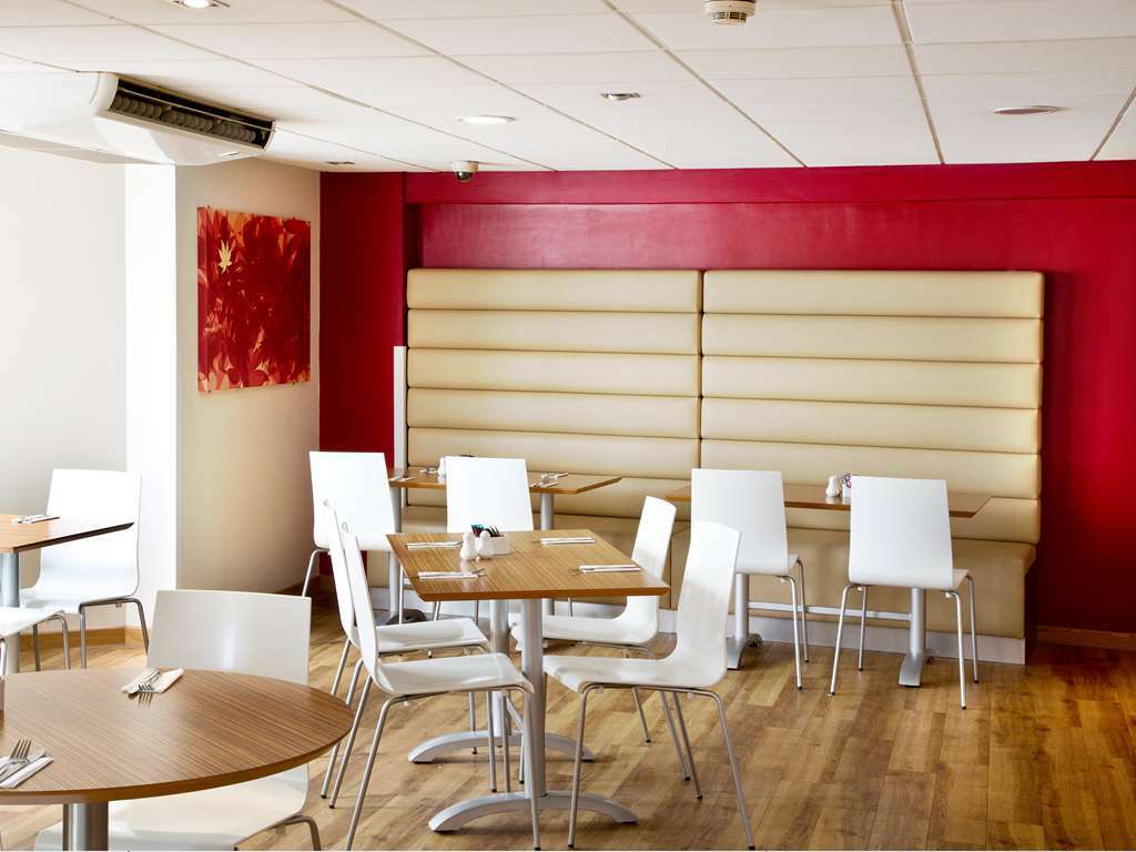 Premier Inn Worthing Seafront 레스토랑 사진